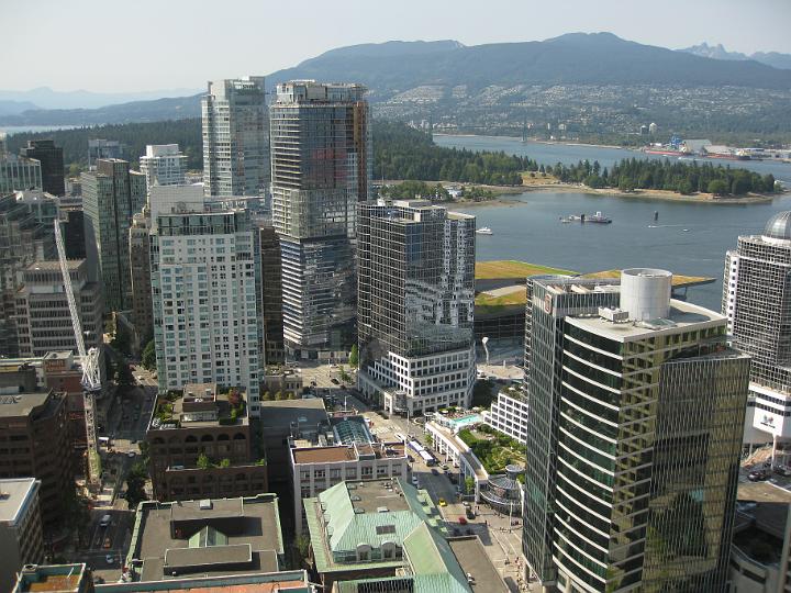 IMG_0641.JPG - Vancouver City from Vancouver Lookout.